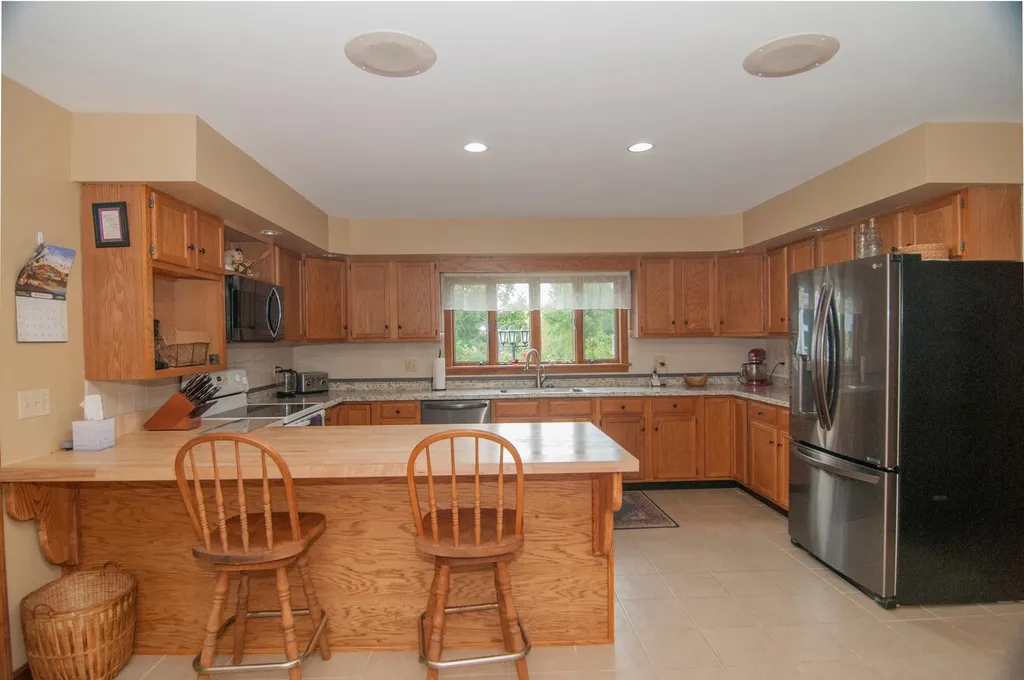 3464 Lake Road Newport Town VT 05857