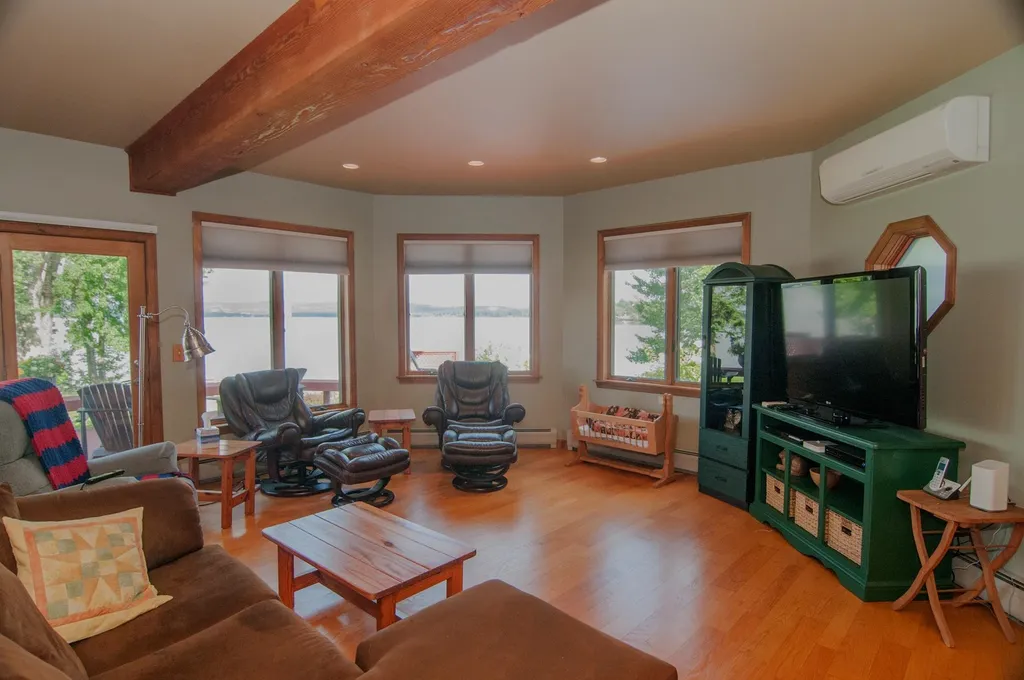 3464 Lake Road Newport Town VT 05857