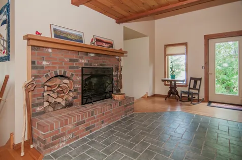 3464 Lake Road Newport Town VT 05857