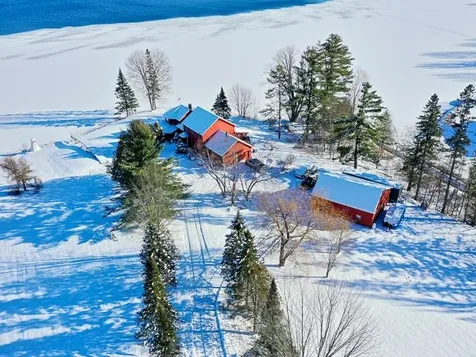 3464 Lake Road Newport Town VT 05857