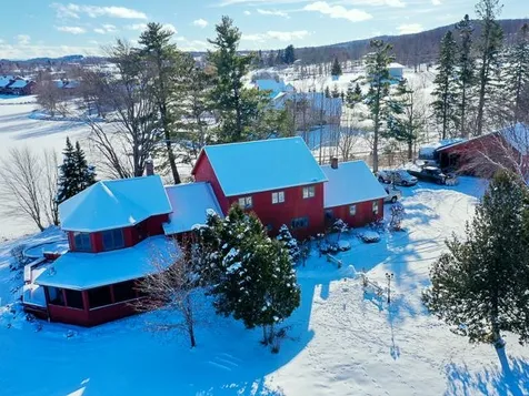 3464 Lake Road Newport Town VT 05857