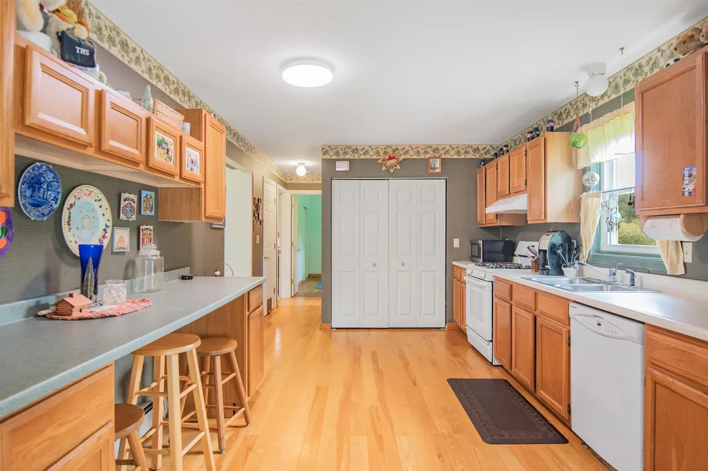 14 Roaring Brook Underhill VT 05489