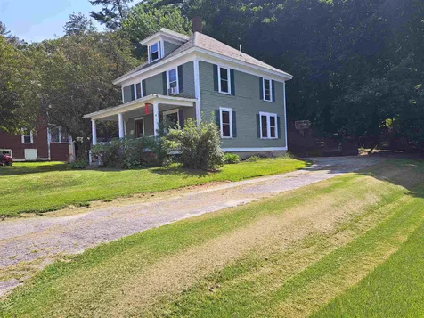 17 Woodland Street Newport NH 03773