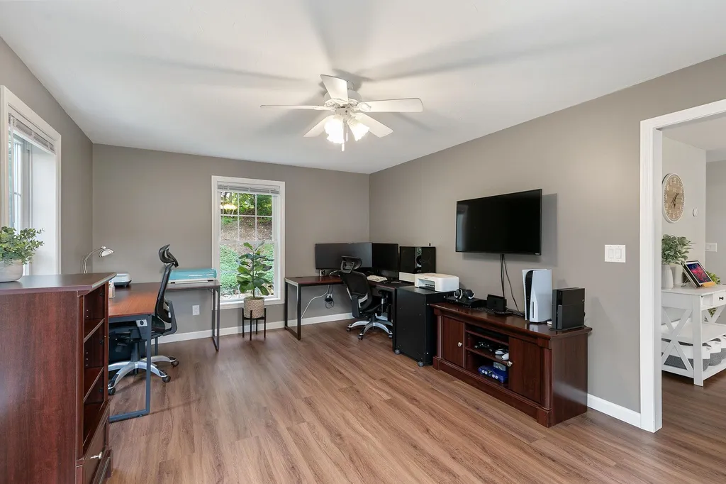 44 Lamprey Village Drive Epping NH 03042