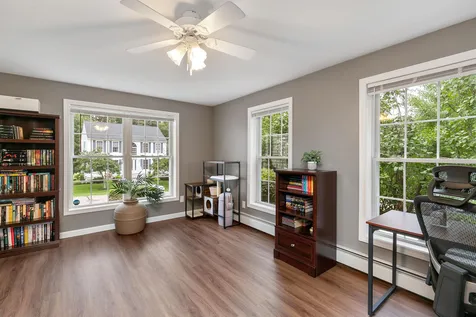 44 Lamprey Village Drive Epping NH 03042