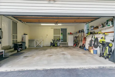 44 Lamprey Village Drive Epping NH 03042