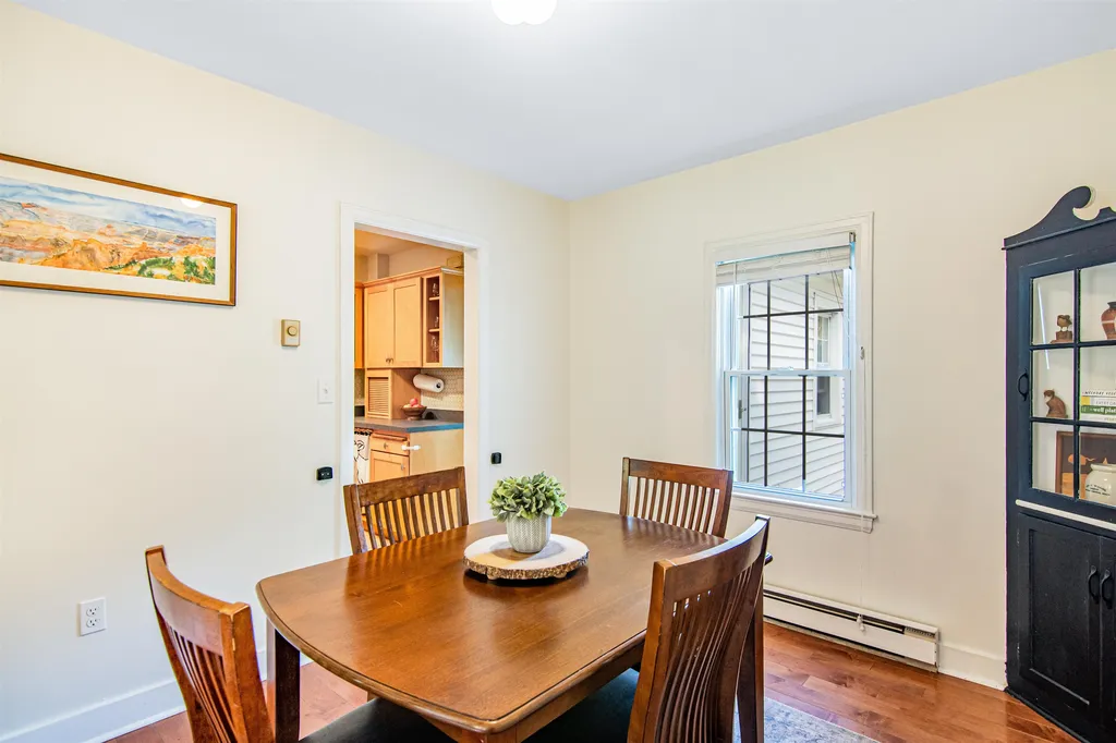 8 Brewer Parkway South Burlington VT 05403