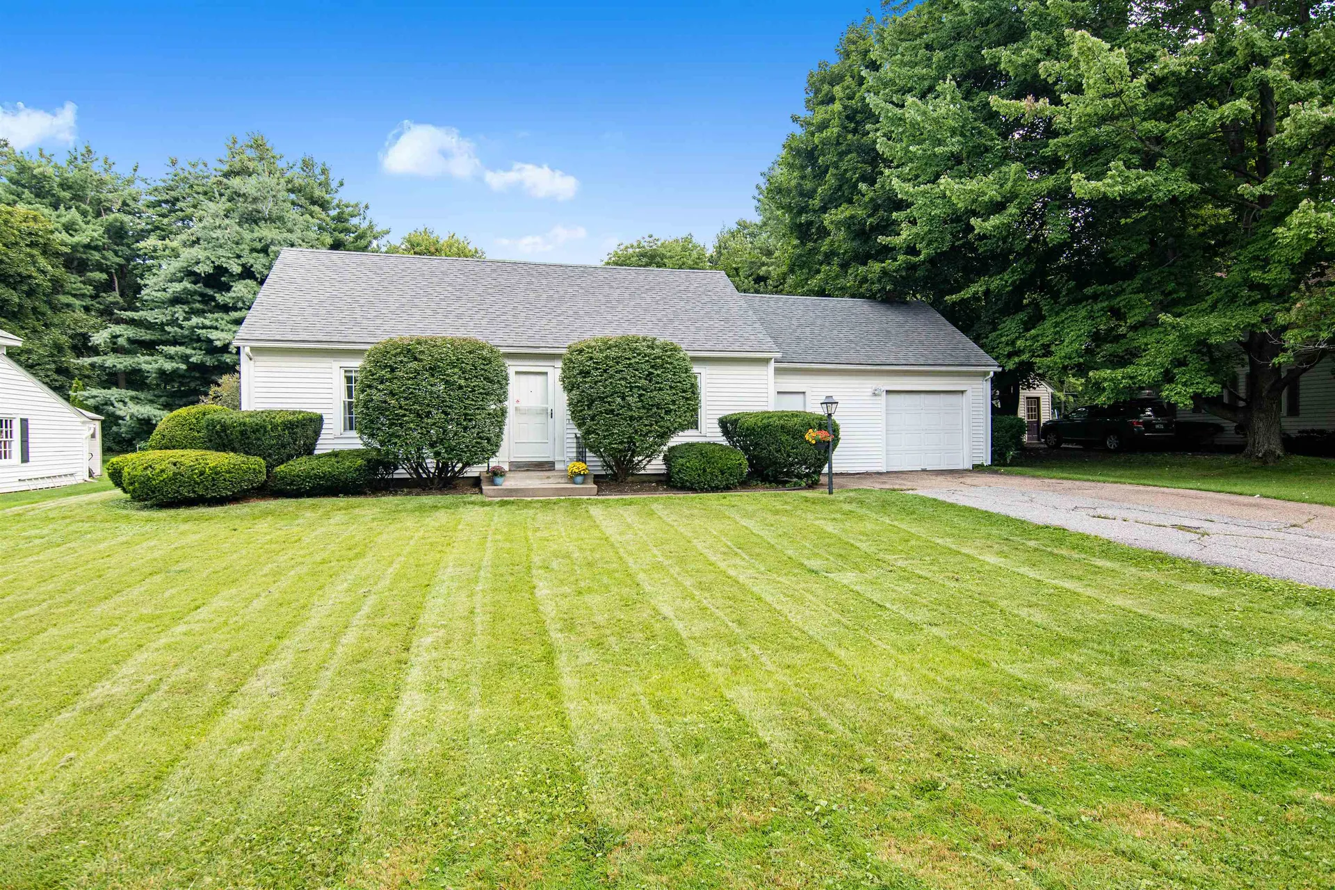 8 Brewer Parkway South Burlington VT 05403