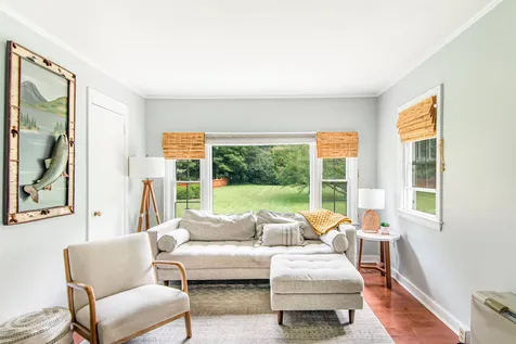 8 Brewer Parkway South Burlington VT 05403
