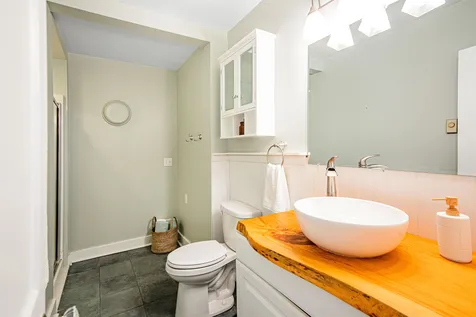 8 Brewer Parkway South Burlington VT 05403
