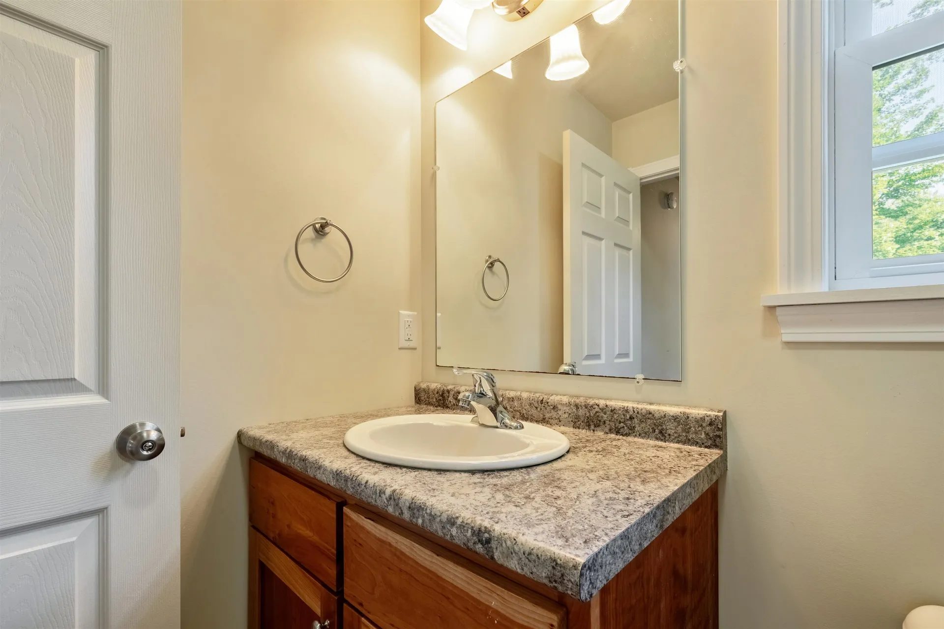 35 Plains Road Fairfax VT 05454