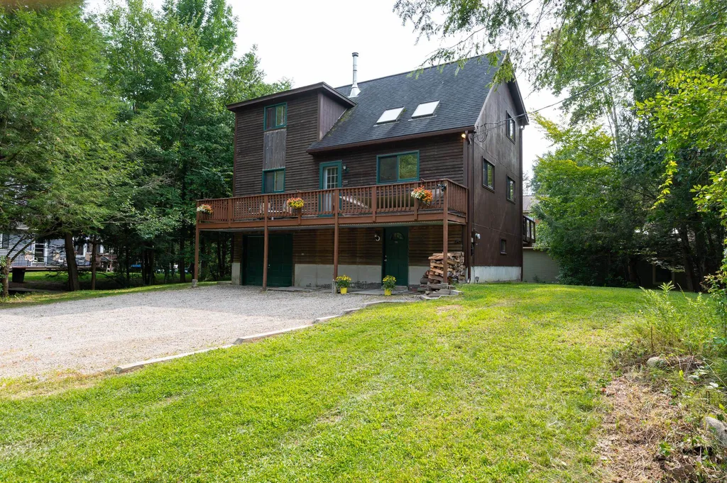 12 Whitesell Road Moultonborough NH 03254
