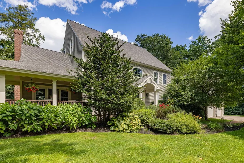 3 Young Lane Rye NH 03870