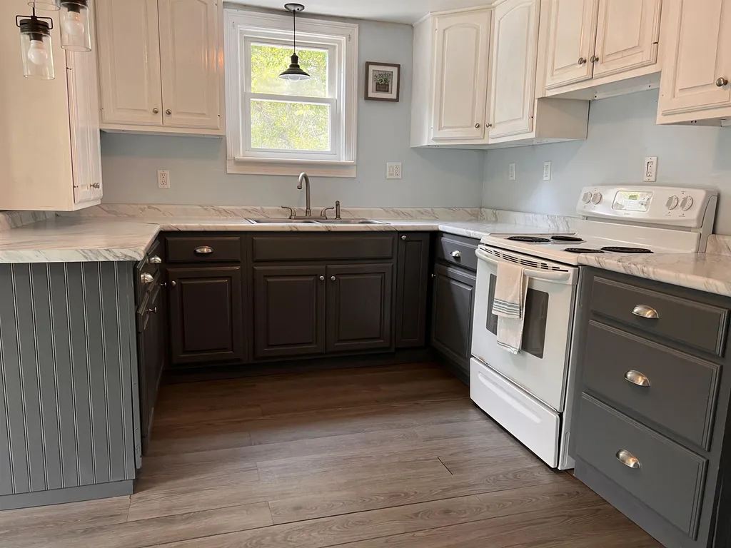 15 Bank Avenue Claremont NH 03743