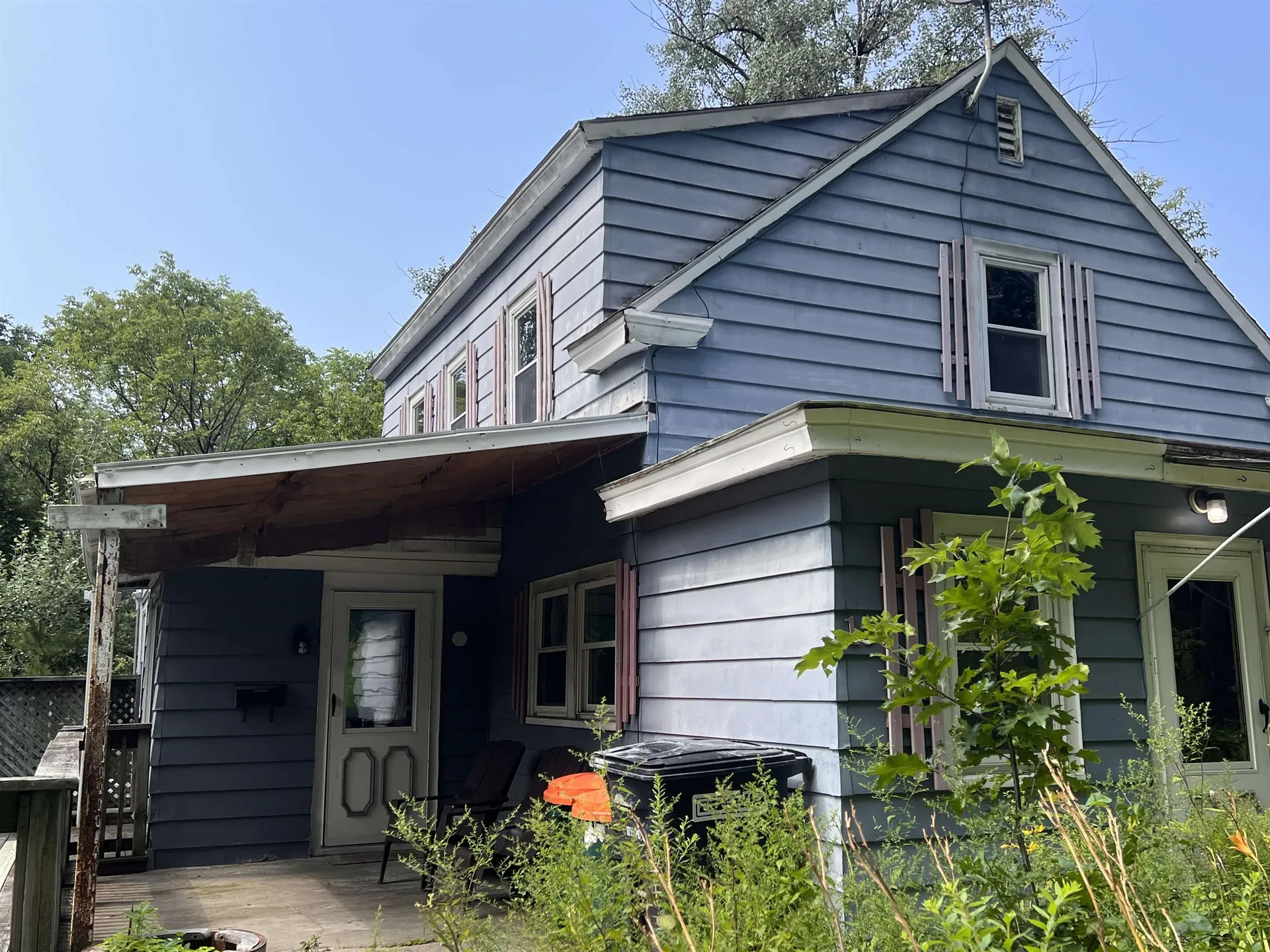 15 Bank Avenue Claremont NH 03743
