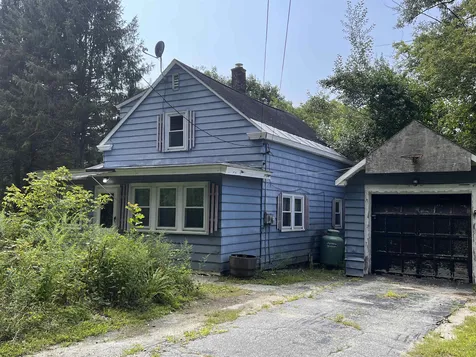 15 Bank Avenue Claremont NH 03743