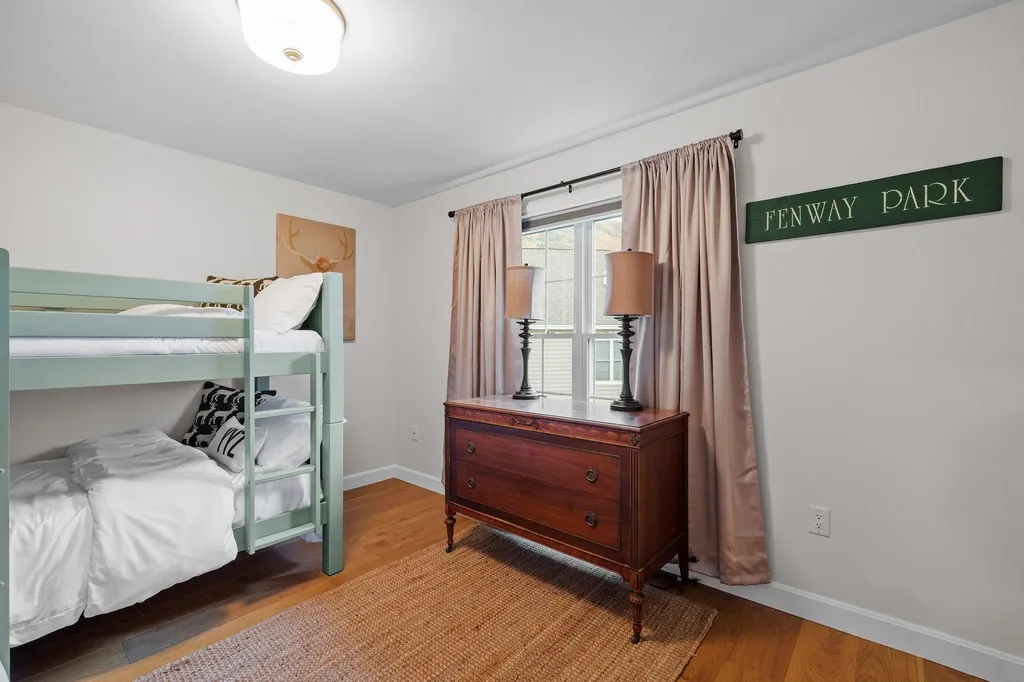 134 Woodland Loop Lincoln NH 03251