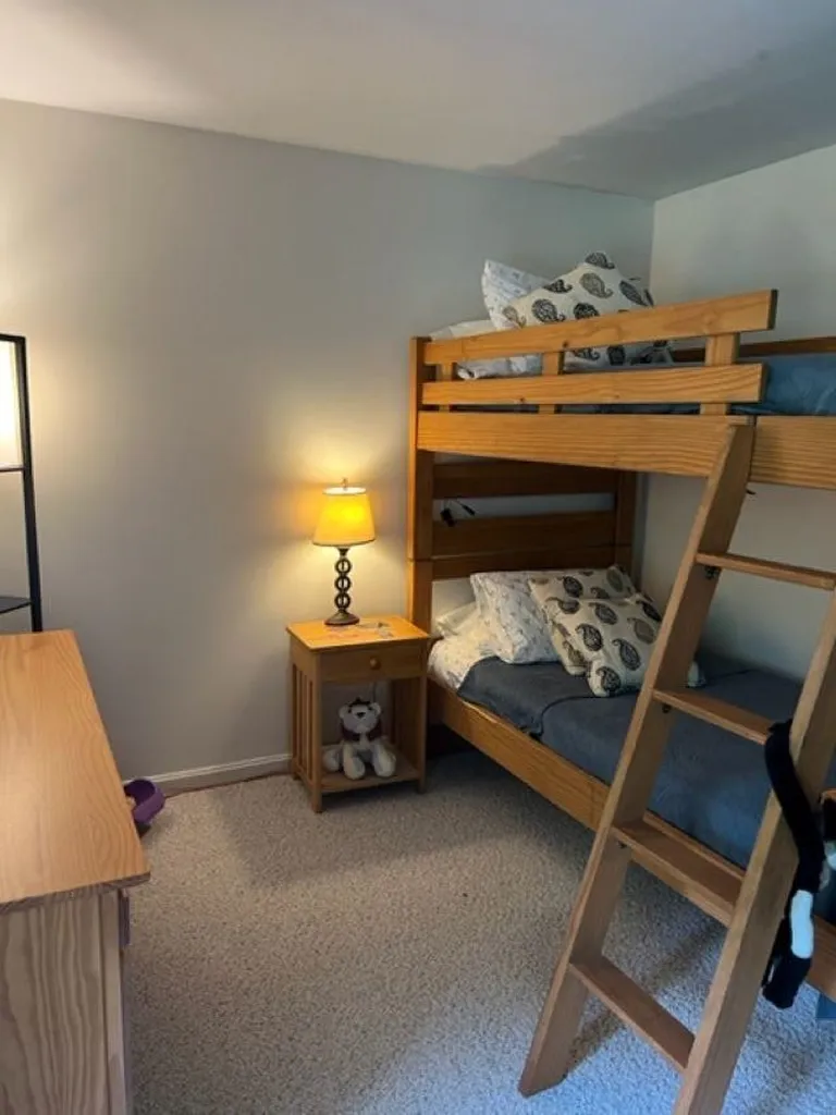 25 Dale Road Meredith NH 03253
