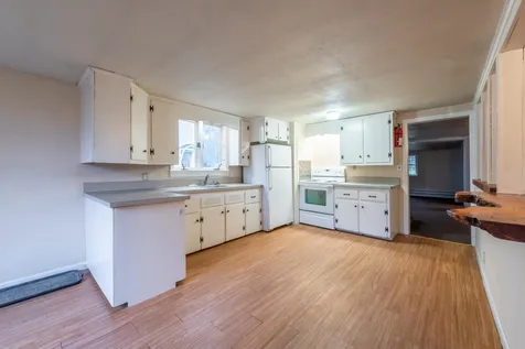 88/90 Main Street Sutton NH 03273