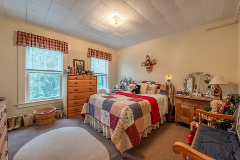 88/90 Main Street Sutton NH 03273