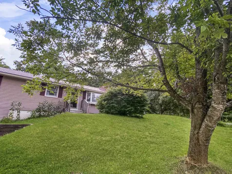 1 Hampshire Drive Franklin NH 03235