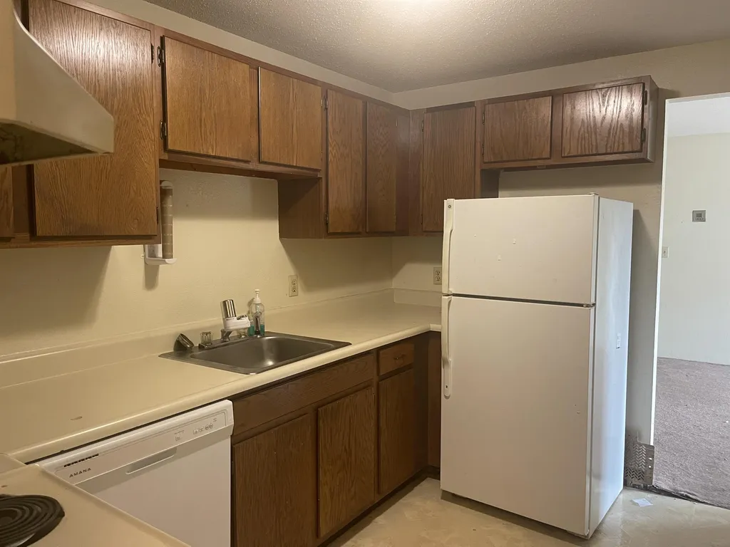 20 Wolf Road Lebanon NH 03766