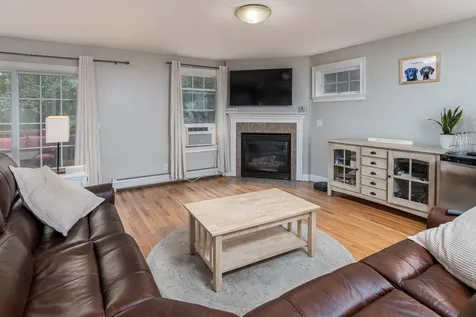 49 Columbus Avenue Dover NH 03820