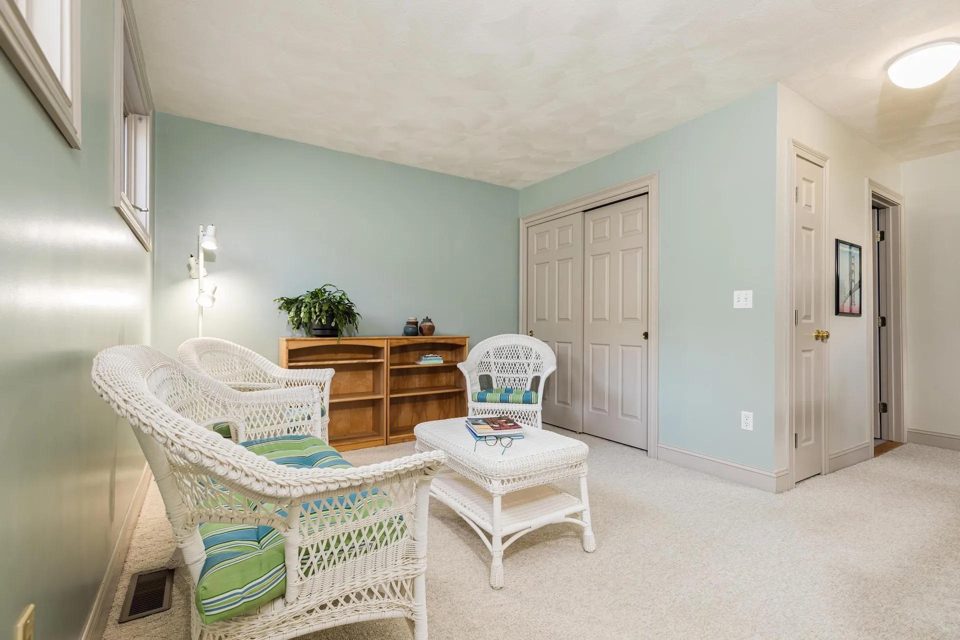579 Sagamore Avenue Portsmouth NH 03801