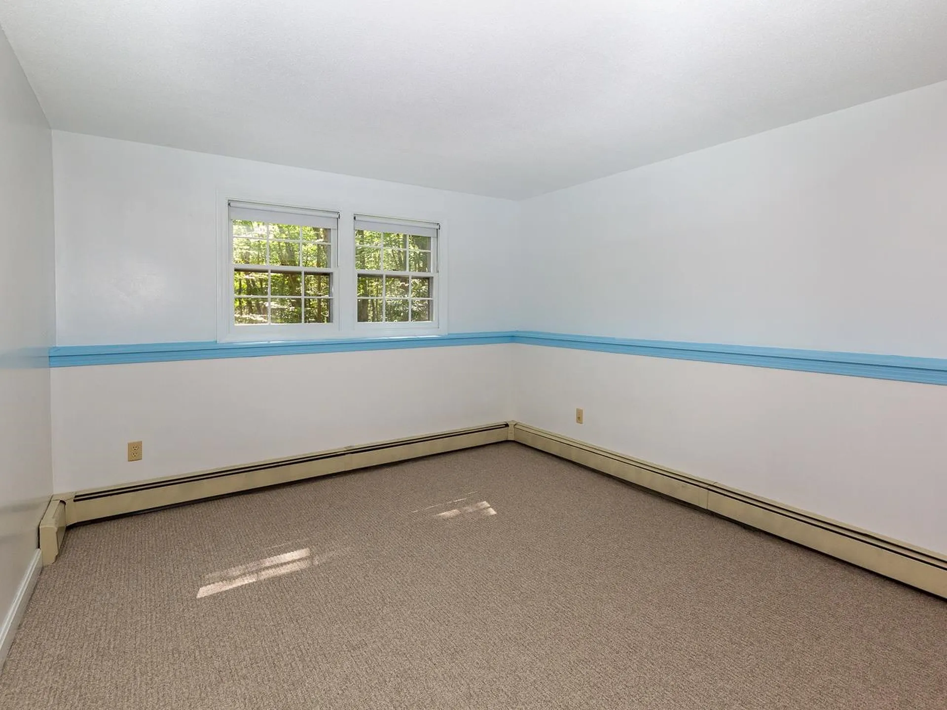 101 Garrity Road Lee NH 03861