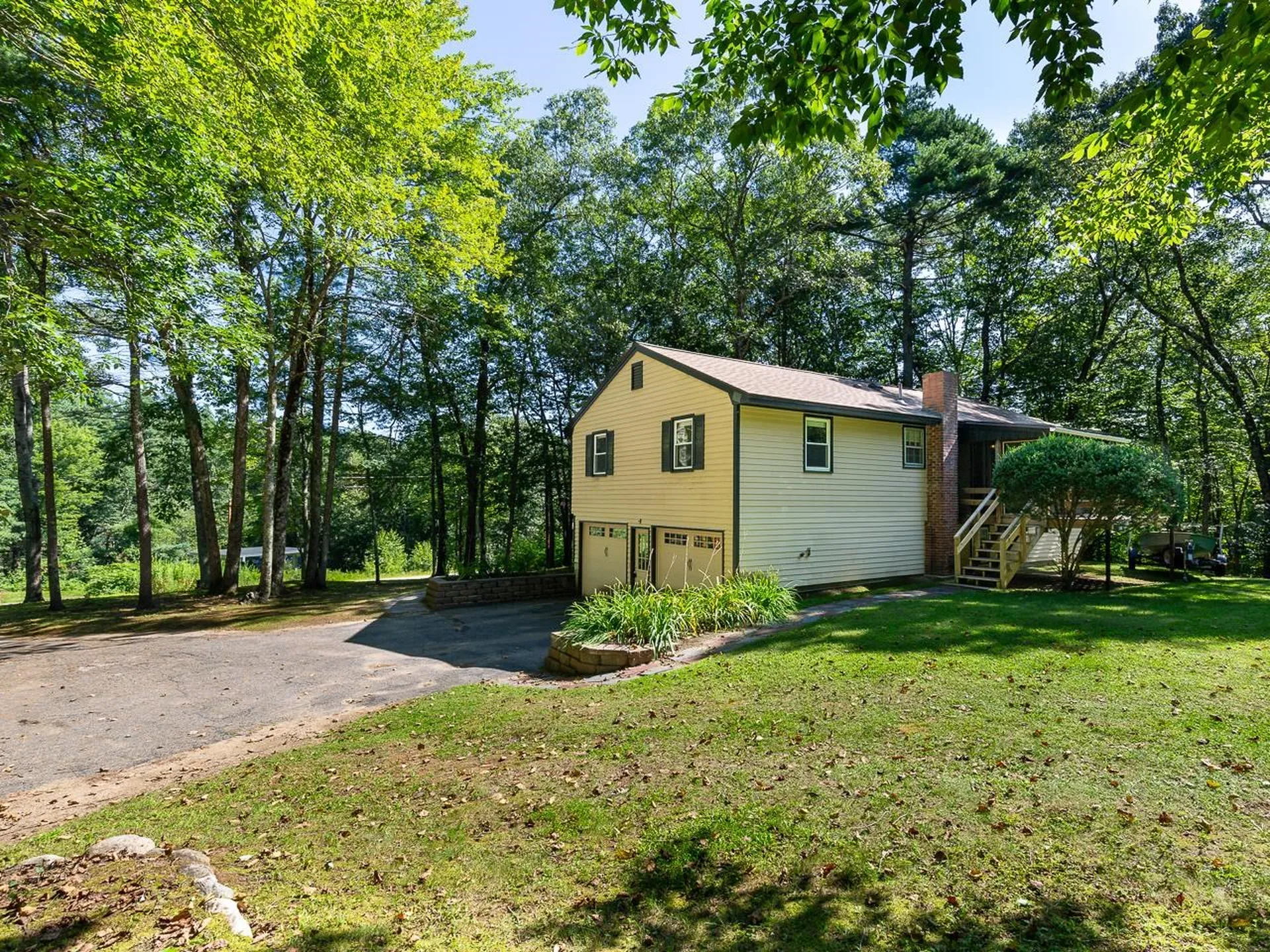 101 Garrity Road Lee NH 03861