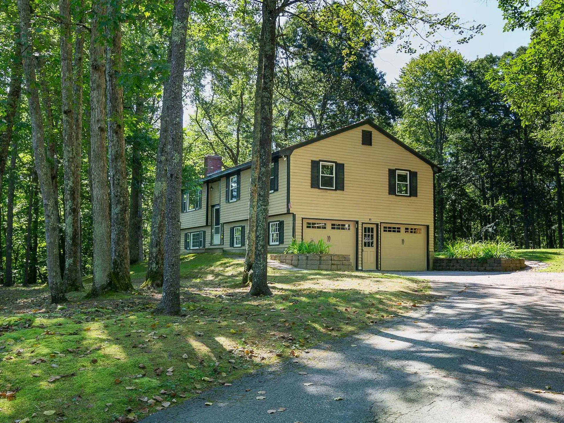 101 Garrity Road Lee NH 03861
