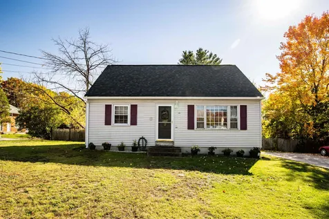 10 Lois Street Manchester NH 03103