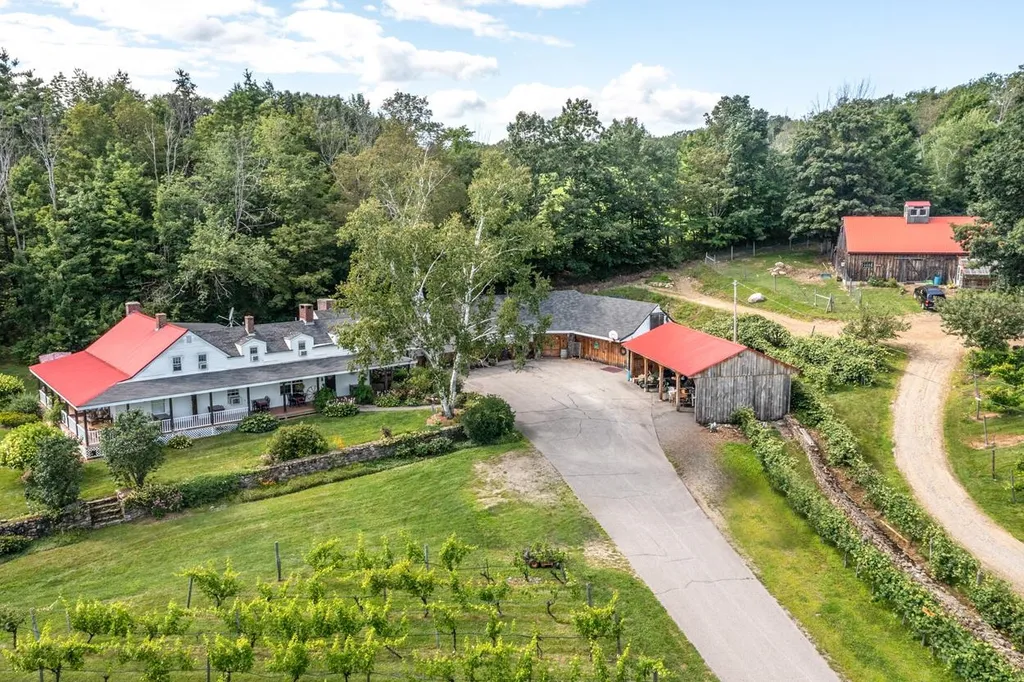 528 Meadow Pond Road Gilmanton NH 03237