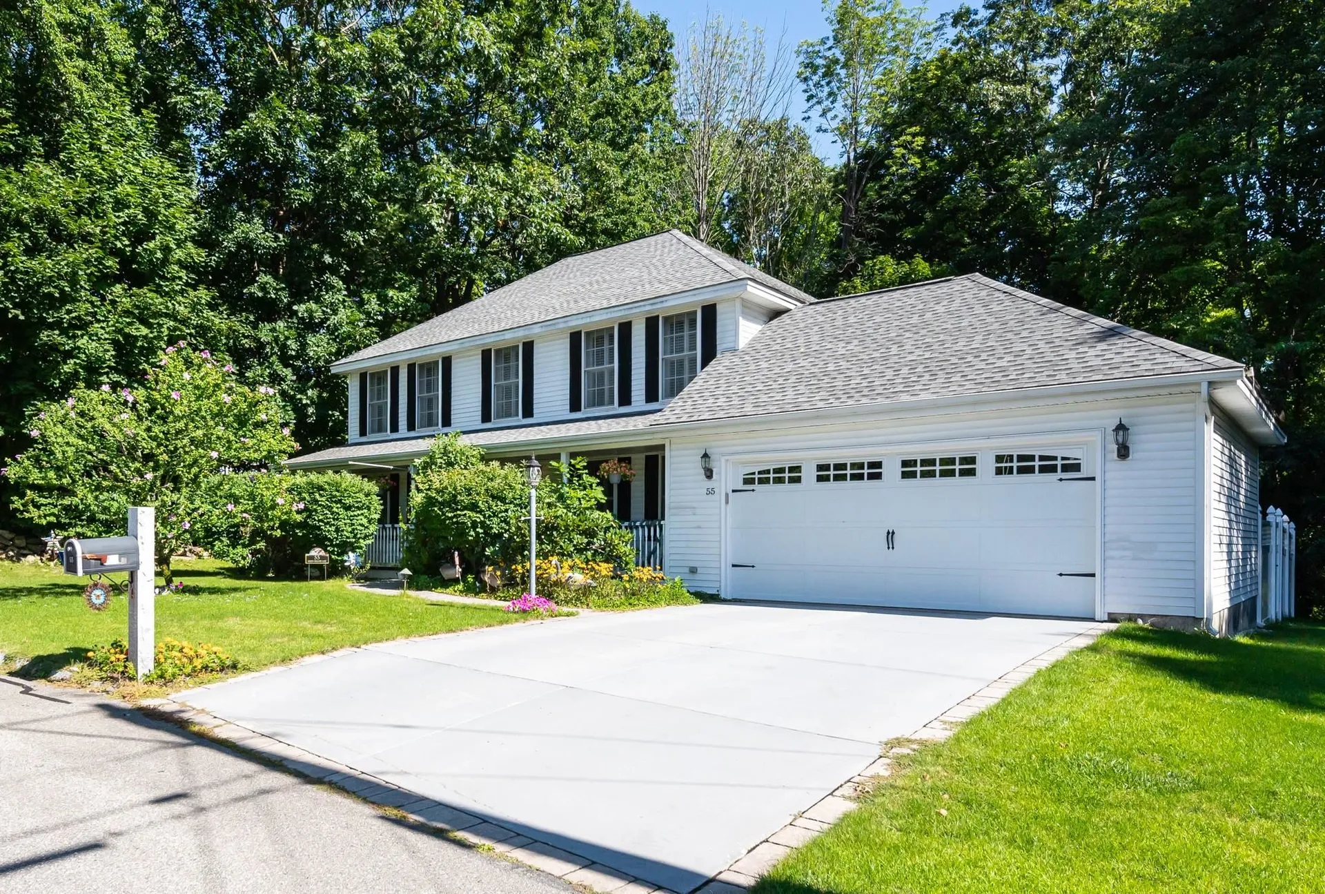 55 Green Meadow Lane Manchester NH 03109