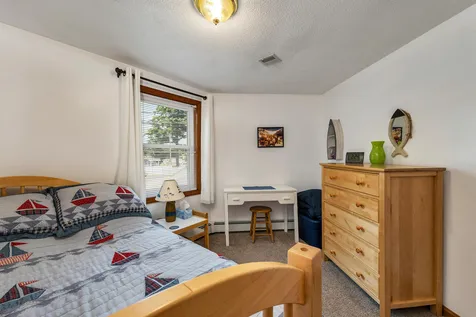 16 Hill Road Tilton NH 03276