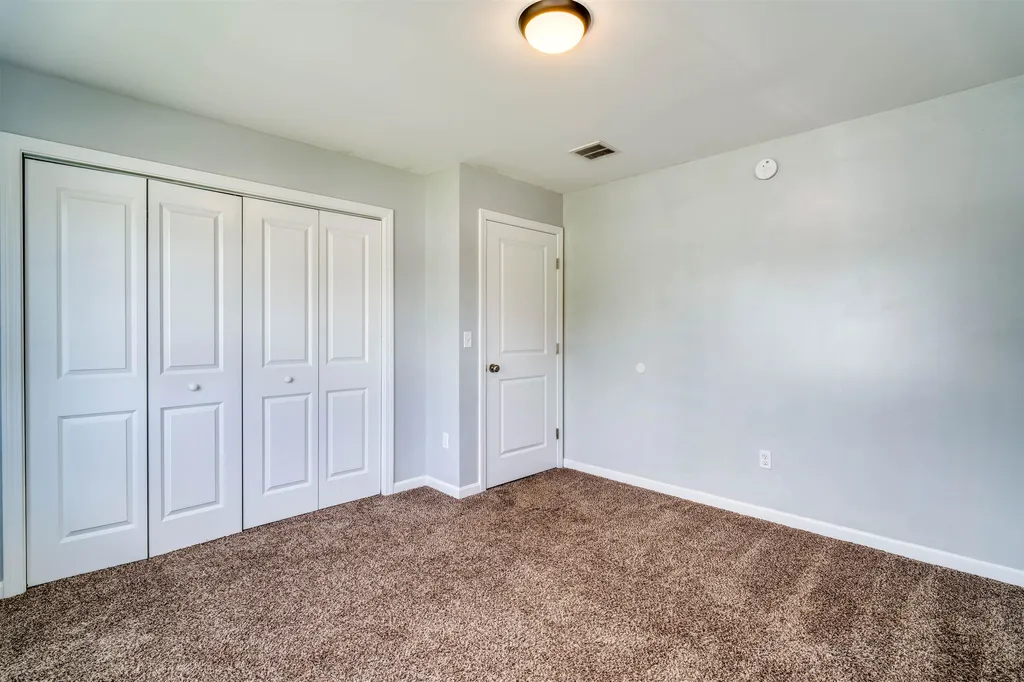 11 Waverly Street Rochester NH 03867
