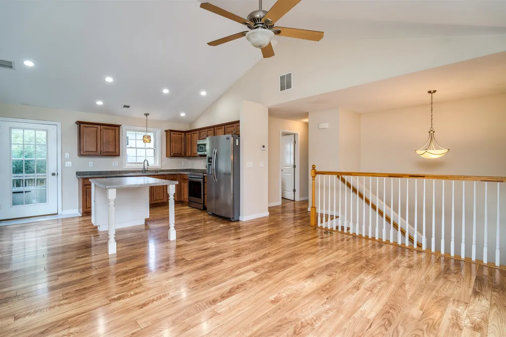 11 Waverly Street Rochester NH 03867