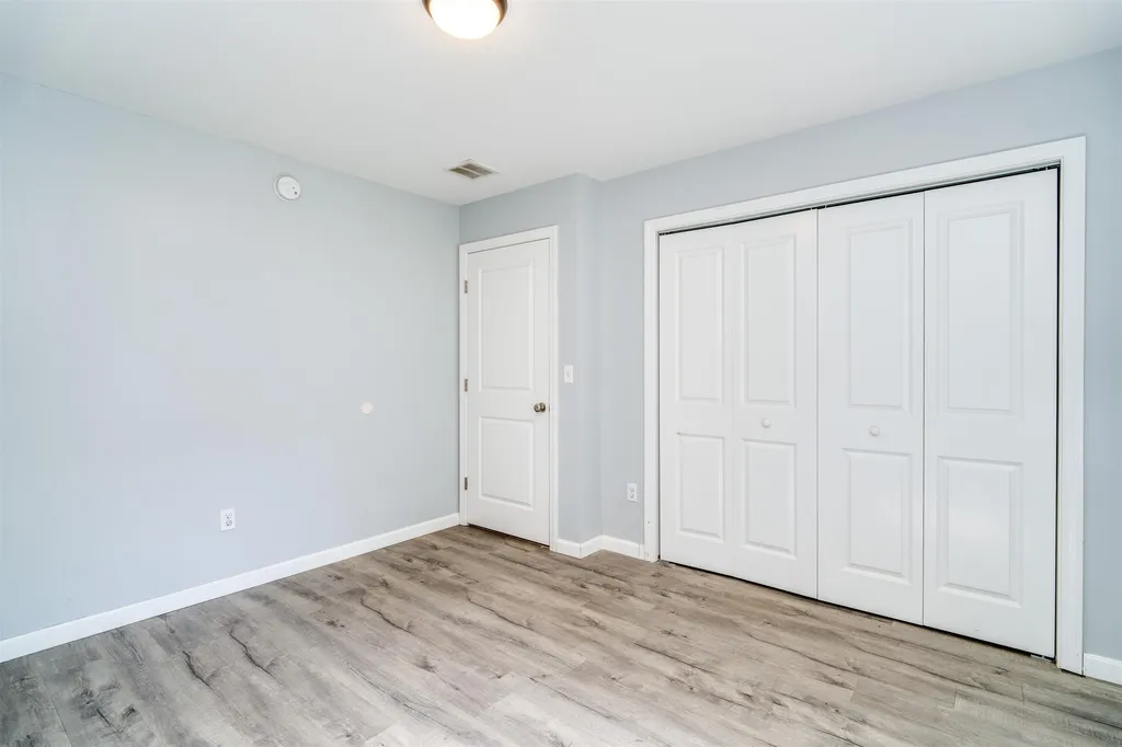 11 Waverly Street Rochester NH 03867