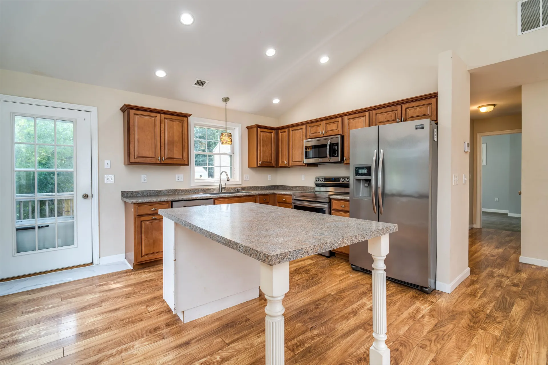 11 Waverly Street Rochester NH 03867