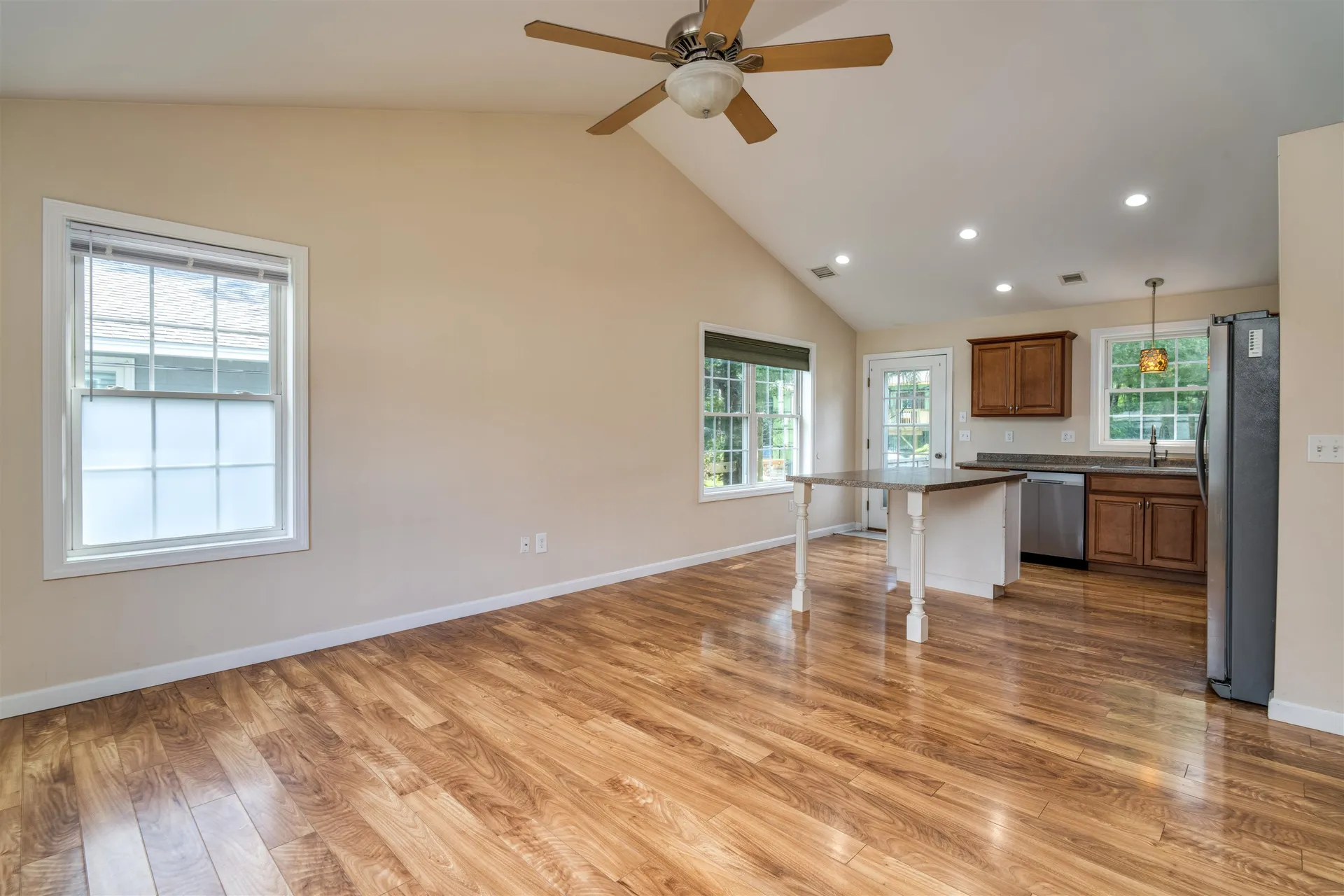 11 Waverly Street Rochester NH 03867