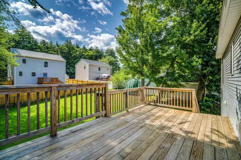 11 Waverly Street Rochester NH 03867