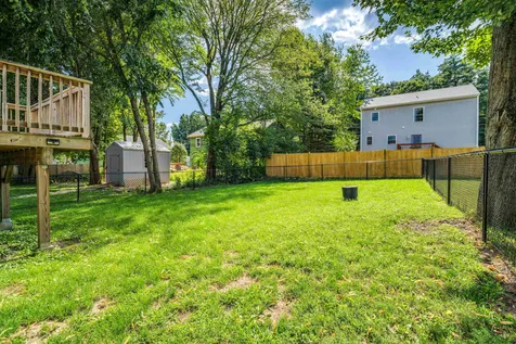 11 Waverly Street Rochester NH 03867