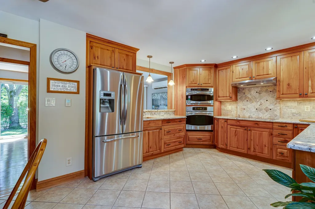 1062 Banfield Road Portsmouth NH 03801