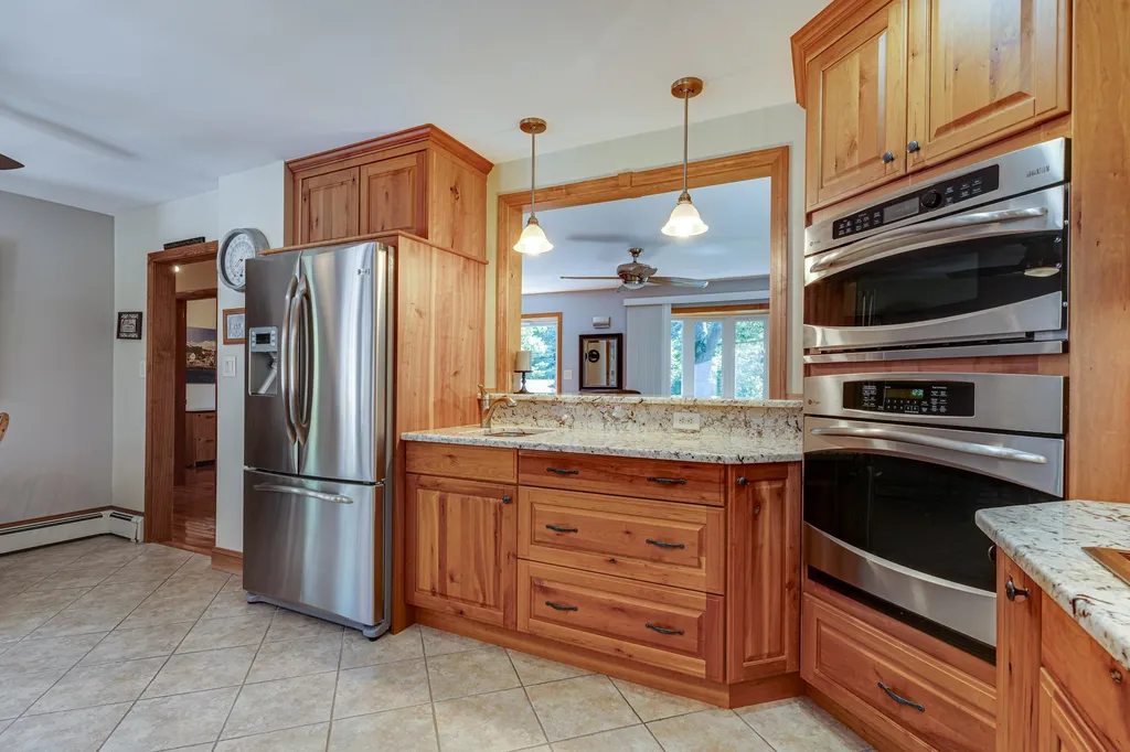 1062 Banfield Road Portsmouth NH 03801