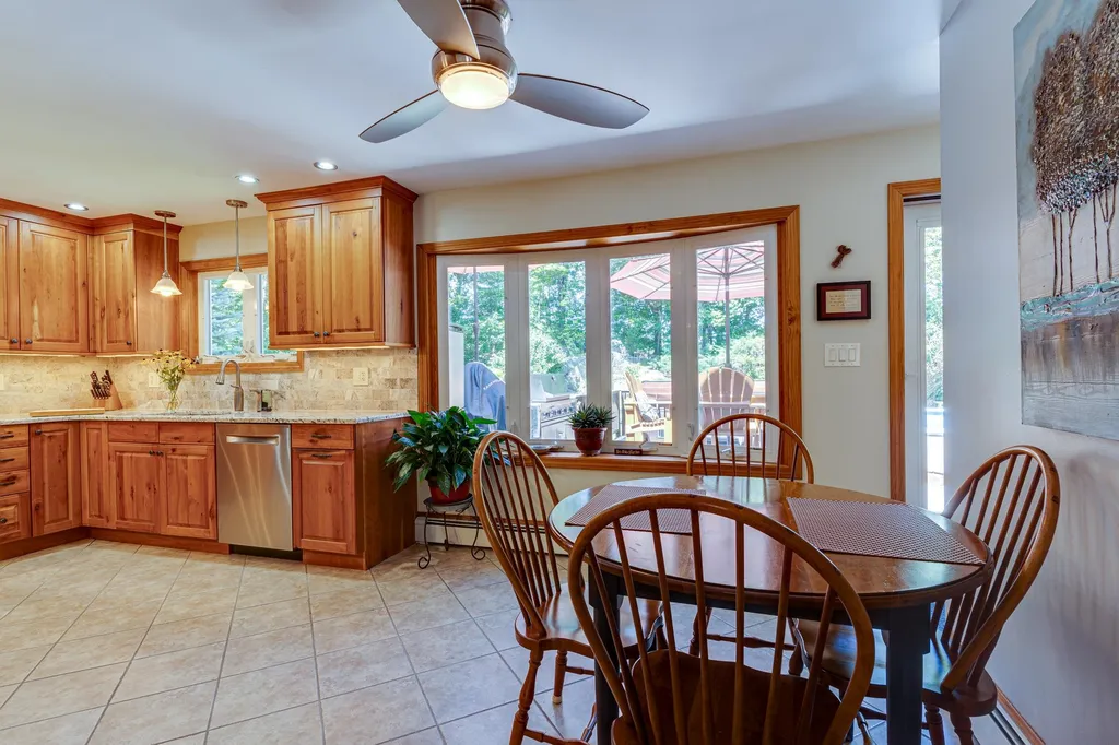1062 Banfield Road Portsmouth NH 03801