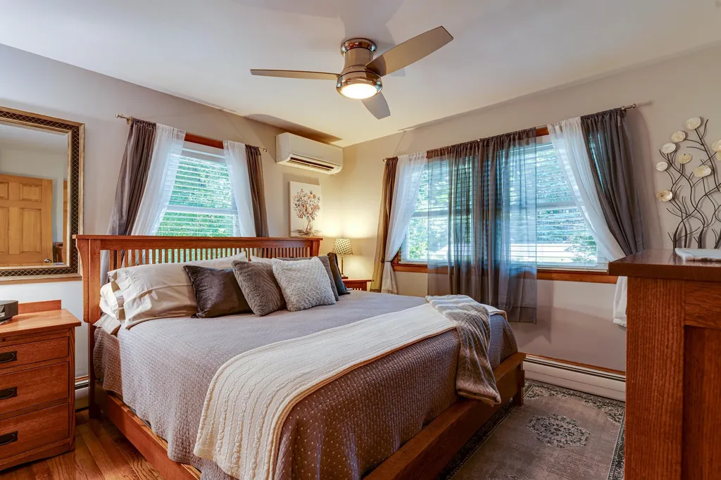 1062 Banfield Road Portsmouth NH 03801