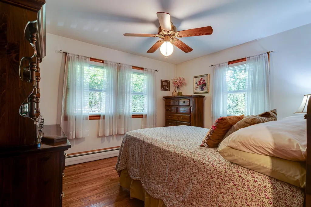 1062 Banfield Road Portsmouth NH 03801