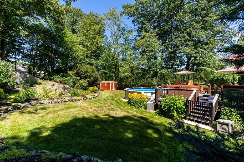 1062 Banfield Road Portsmouth NH 03801