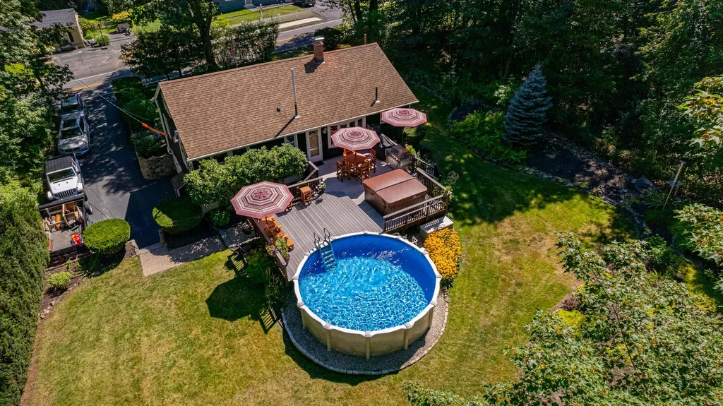 1062 Banfield Road Portsmouth NH 03801