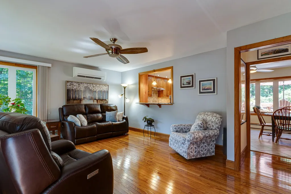 1062 Banfield Road Portsmouth NH 03801